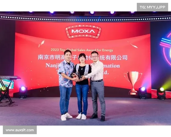 Moxa MPC-2240系列荣获年度最佳编辑推荐奖 Moxa MPC-2240系列荣获年度最佳编辑推荐奖